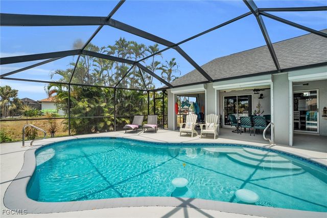 4122 SW 23rd PL, Cape Coral, FL 33914