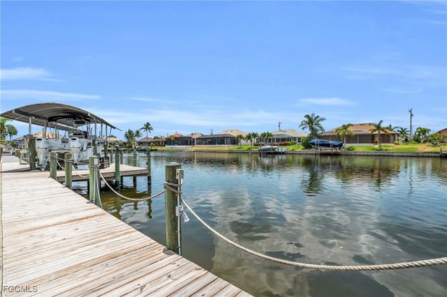 4122 SW 23rd PL, Cape Coral, FL 33914