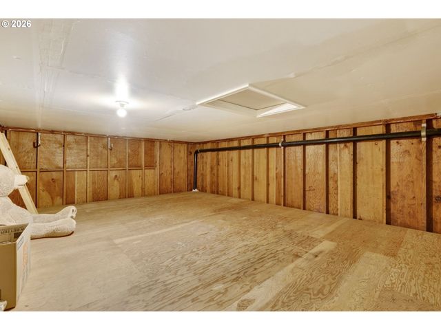 137 DEL PRADO St, Lake Oswego, OR 97035