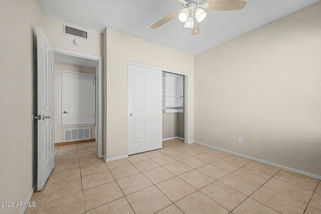 9555 S PALM Drive, Tempe, AZ 85284
