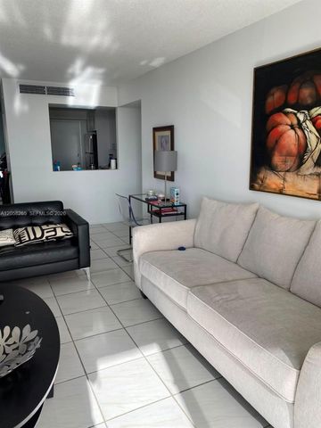 150 Ocean Lane Drive 8B, Key Biscayne, FL 33149