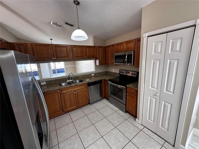 2843 CROFTON WAY, Lake Mary, FL 32746