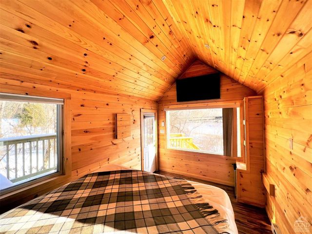 10702 Route 23a, Lexington, NY 12452