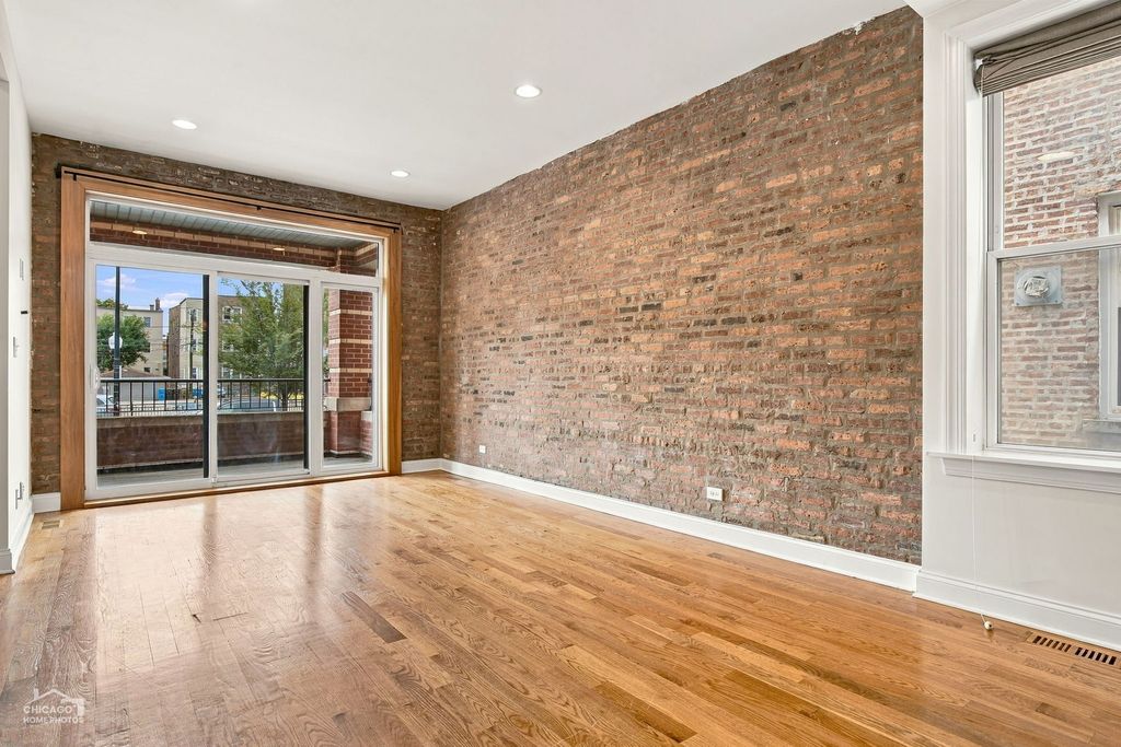 2318 W Augusta Boulevard 1A, Chicago, IL 60622 — photo 2