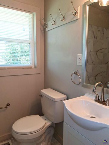 2018 Winston Drive, Macon, GA 31206