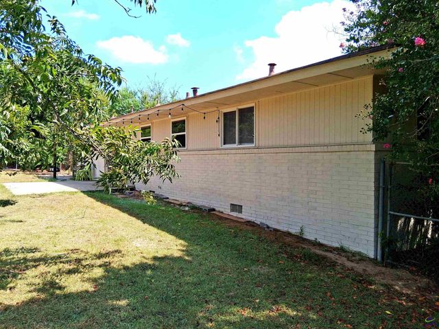 2018 Winston Drive, Macon, GA 31206