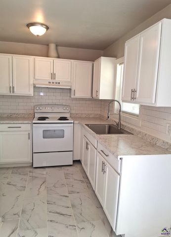 2018 Winston Drive, Macon, GA 31206