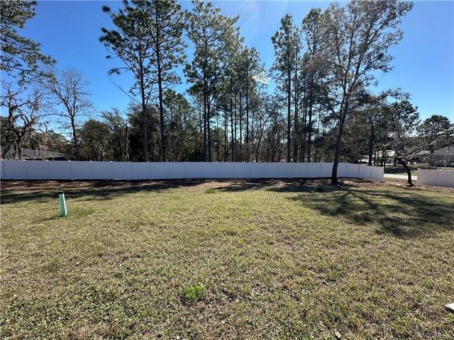 5737 N CLAREMONT DRIVE, Citrus Springs, FL 34434