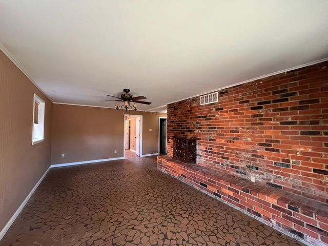 3034 LAURENCEKIRK RD, Memphis, TN 38128