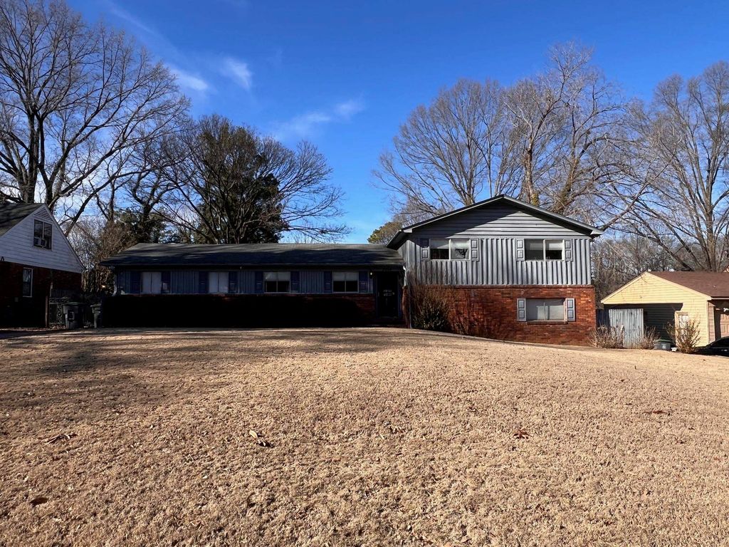 3034 LAURENCEKIRK RD, Memphis, TN 38128