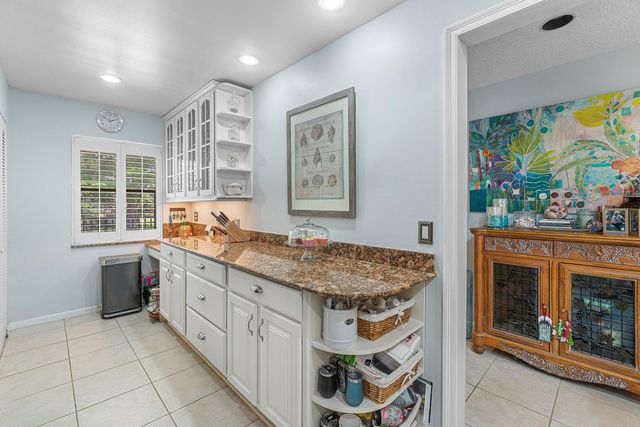 2898 SW 22nd Circle 232a, Delray Beach, FL 33445