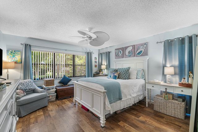 2898 SW 22nd Circle 232a, Delray Beach, FL 33445
