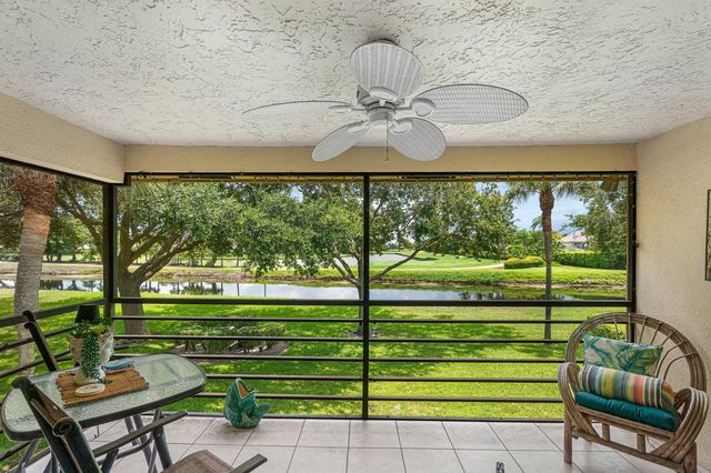 2898 SW 22nd Circle 232a, Delray Beach, FL 33445