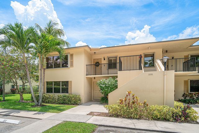 2898 SW 22nd Circle 232a, Delray Beach, FL 33445