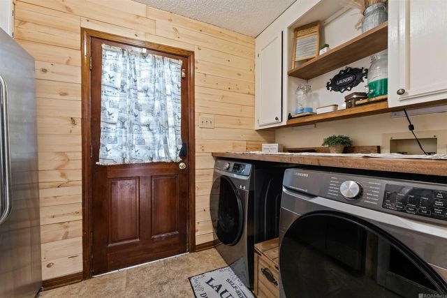 33897 Duff Rd, Walker, LA 70785