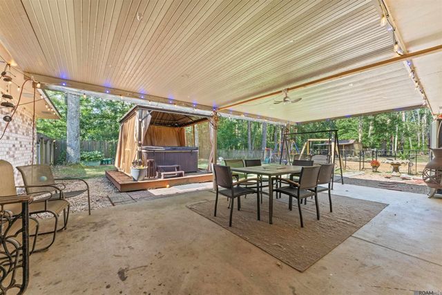 33897 Duff Rd, Walker, LA 70785