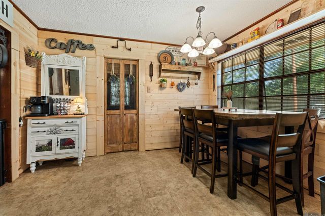 33897 Duff Rd, Walker, LA 70785