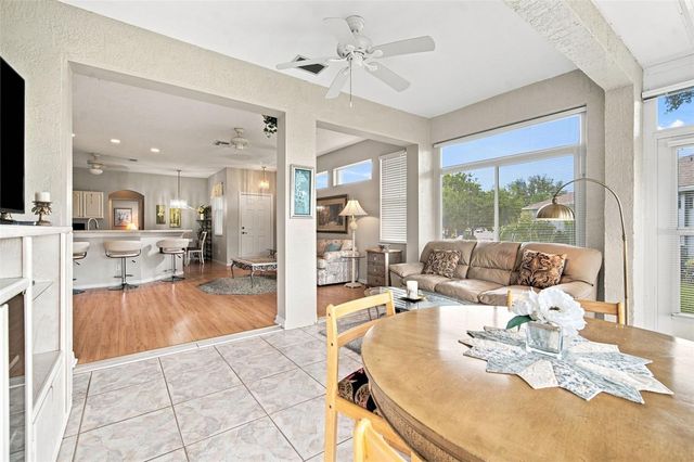 2102 ACADIA GREENS DRIVE 2102, Sun City Center, FL 33573
