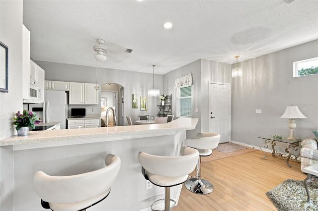 2102 ACADIA GREENS DRIVE 2102, Sun City Center, FL 33573