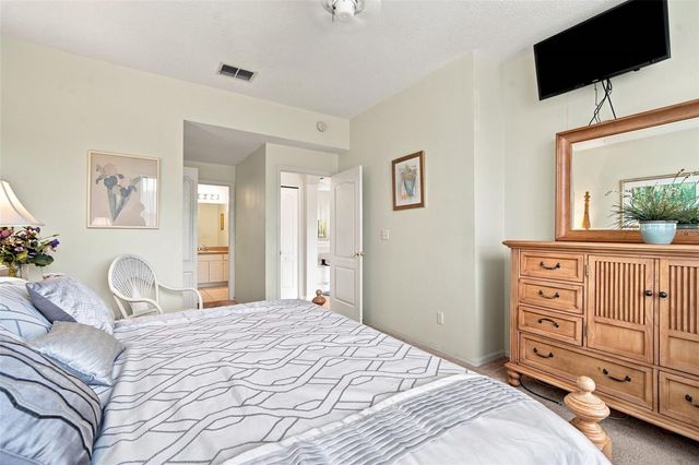 2102 ACADIA GREENS DRIVE 2102, Sun City Center, FL 33573