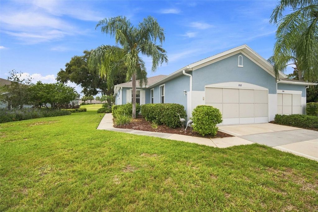 2102 ACADIA GREENS DRIVE 2102, Sun City Center, FL 33573