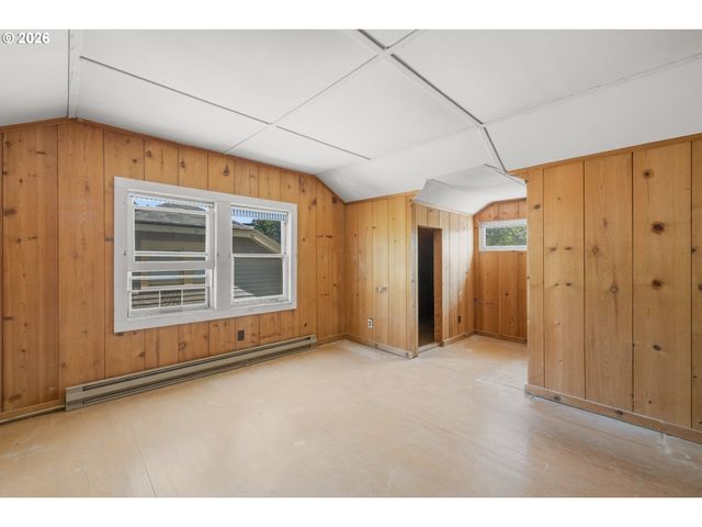 3815 Ne 16TH Ave, Portland, OR 97212