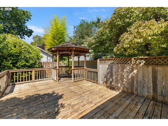3815 Ne 16TH Ave, Portland, OR 97212
