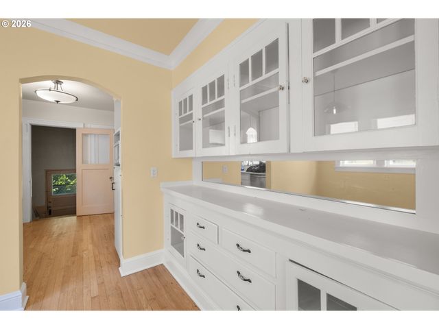 3815 Ne 16TH Ave, Portland, OR 97212