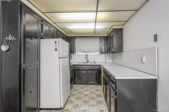 58-30 75th Street, Middle Village, NY 11379