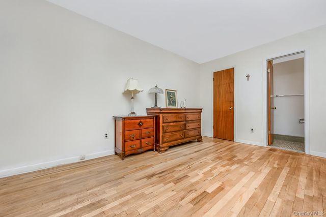 58-30 75th Street, Middle Village, NY 11379
