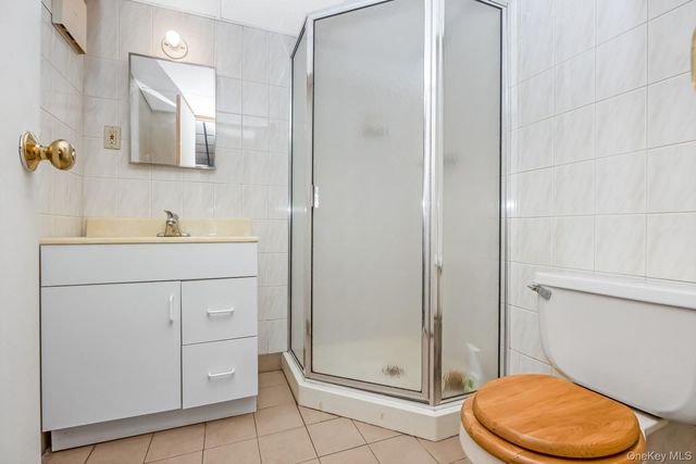 58-30 75th Street, Middle Village, NY 11379
