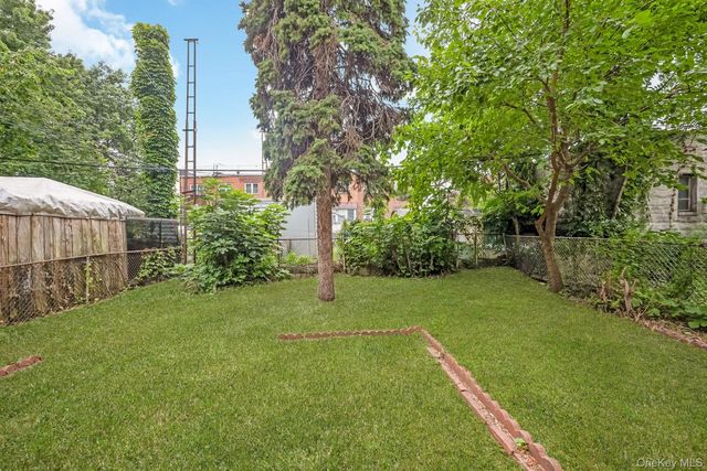 58-30 75th Street, Middle Village, NY 11379