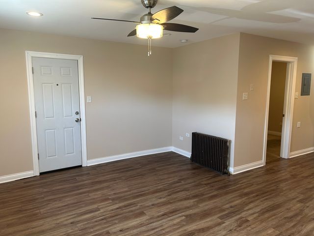 5434 W 25th Street 1F, Cicero, IL 60804