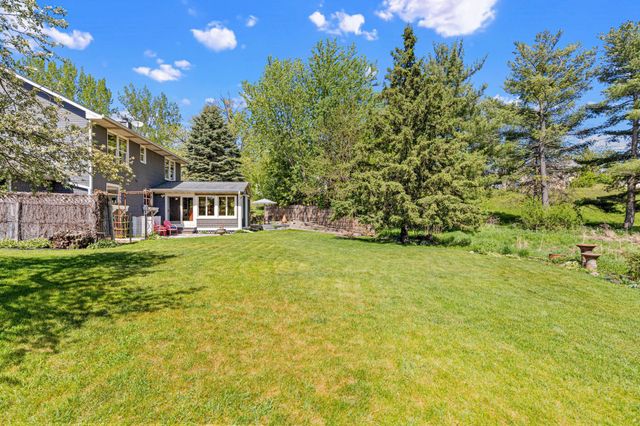 872 Westview Drive, Shoreview, MN 55126