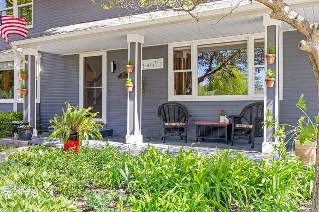 872 Westview Drive, Shoreview, MN 55126