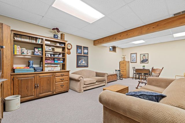872 Westview Drive, Shoreview, MN 55126