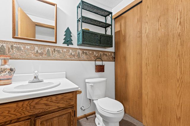 872 Westview Drive, Shoreview, MN 55126