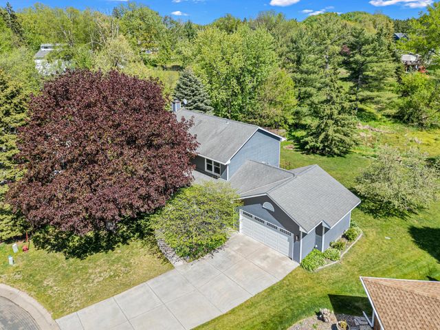 872 Westview Drive, Shoreview, MN 55126