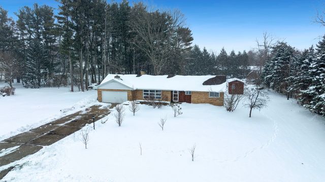 1849 N Weller Drive, Mount Morris, IL 61054