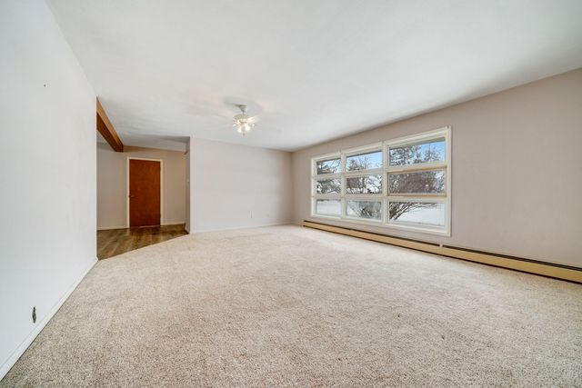 1849 N Weller Drive, Mount Morris, IL 61054