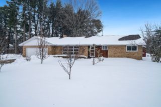 1849 N Weller Drive, Mount Morris, IL 61054