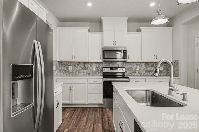 8109 Overmeadow Lane, Charlotte, NC 28269