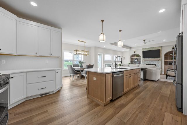 5267 Silver Rock Drive, Marion, IA 52302