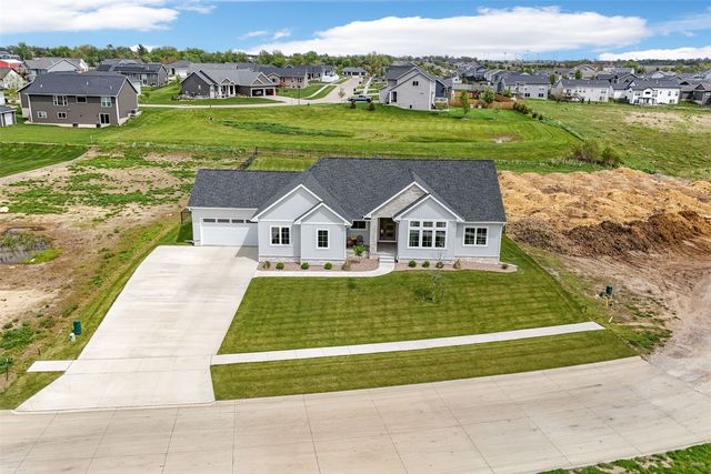 5267 Silver Rock Drive, Marion, IA 52302