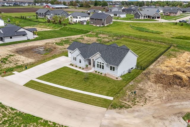 5267 Silver Rock Drive, Marion, IA 52302