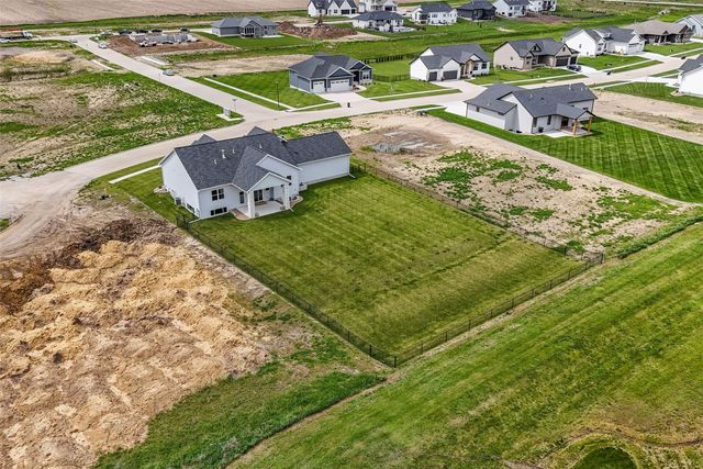 5267 Silver Rock Drive, Marion, IA 52302