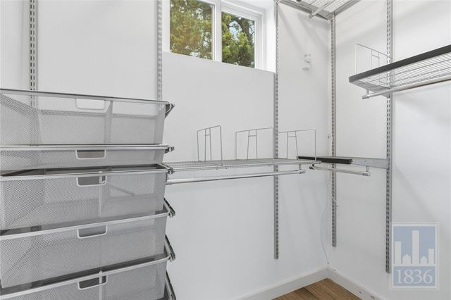 1520 Parker LN A, Austin, TX 78741