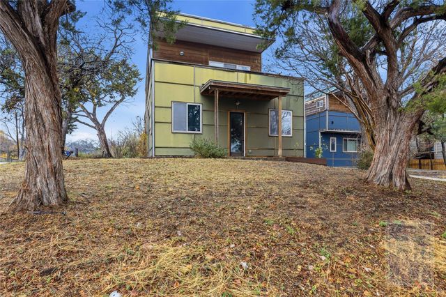 1520 Parker LN A, Austin, TX 78741
