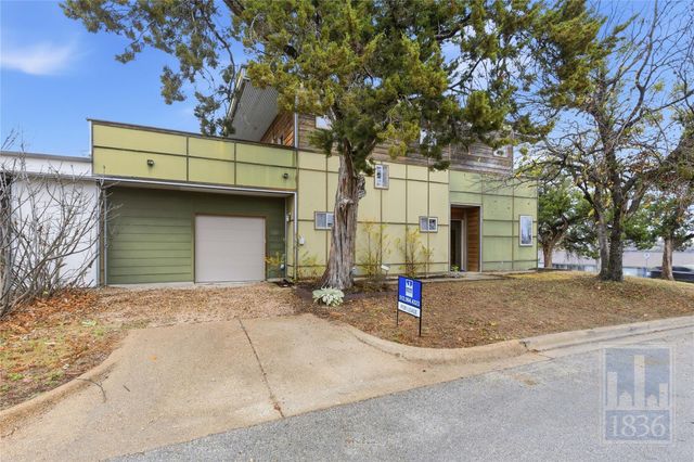 1520 Parker LN A, Austin, TX 78741