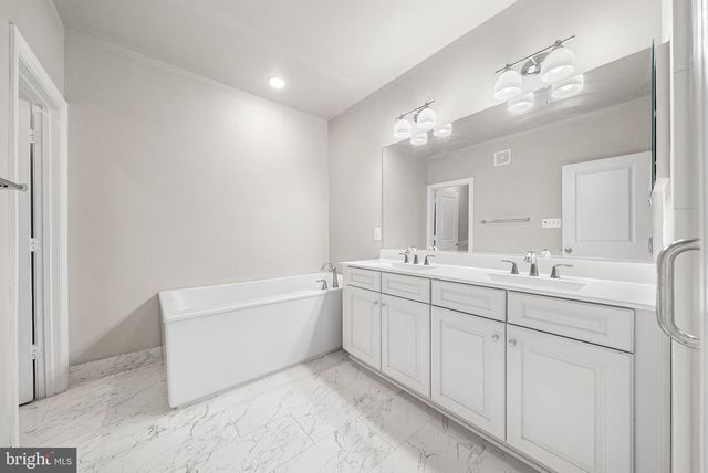 1316 S QUINN ST, Arlington, VA 22204